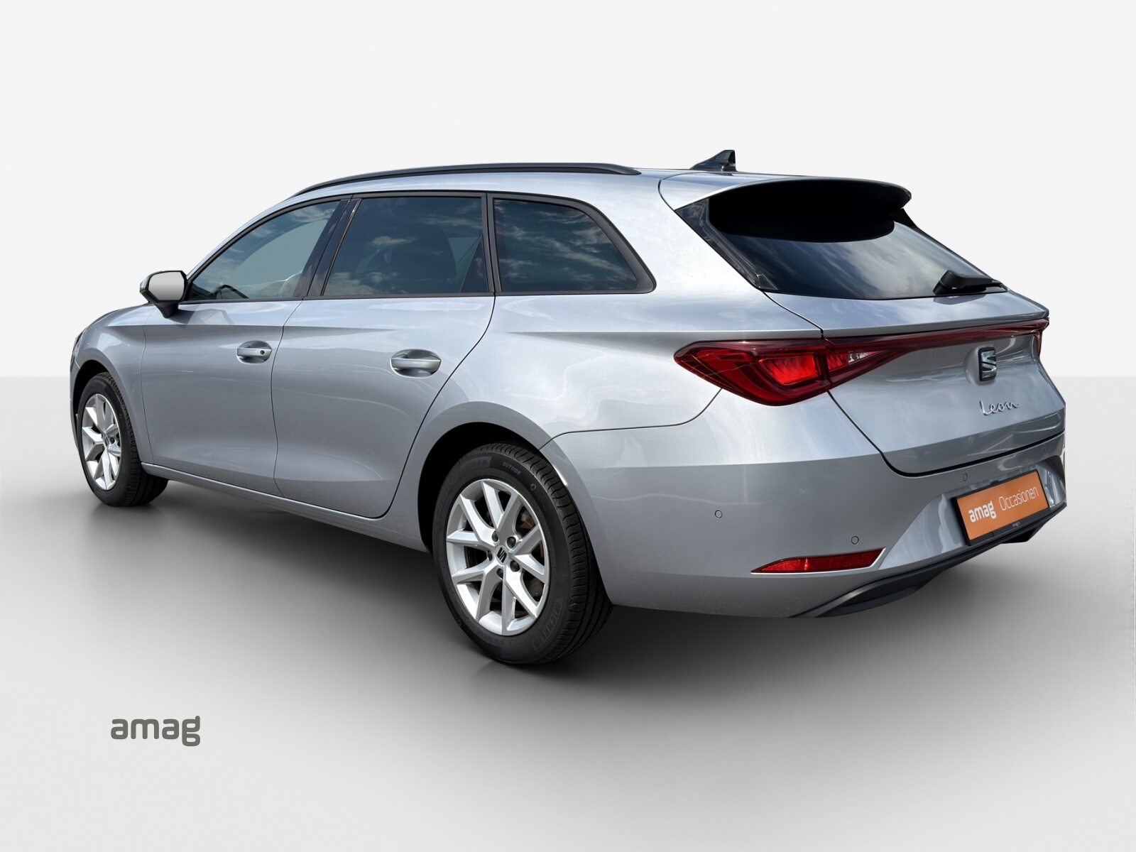 SEAT NEW LEON SPORTSTOURER STYLE, Diesel, Occasion / Gebraucht, Automatik - 3