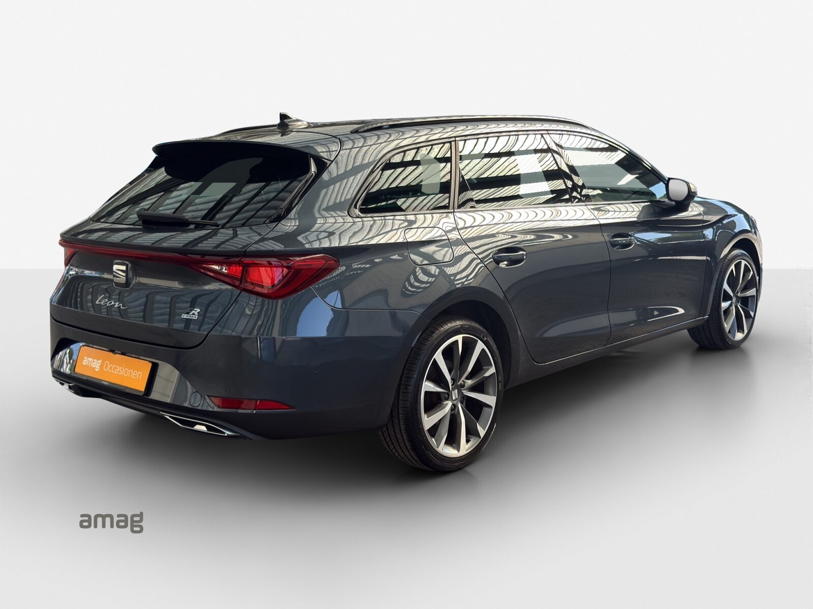 SEAT NEW LEON SPORTSTOURER HOLA FR e-HYBRID (netto), Voll-Hybrid Benzin/Elektro, Occasion / Gebraucht, Automatik - 5