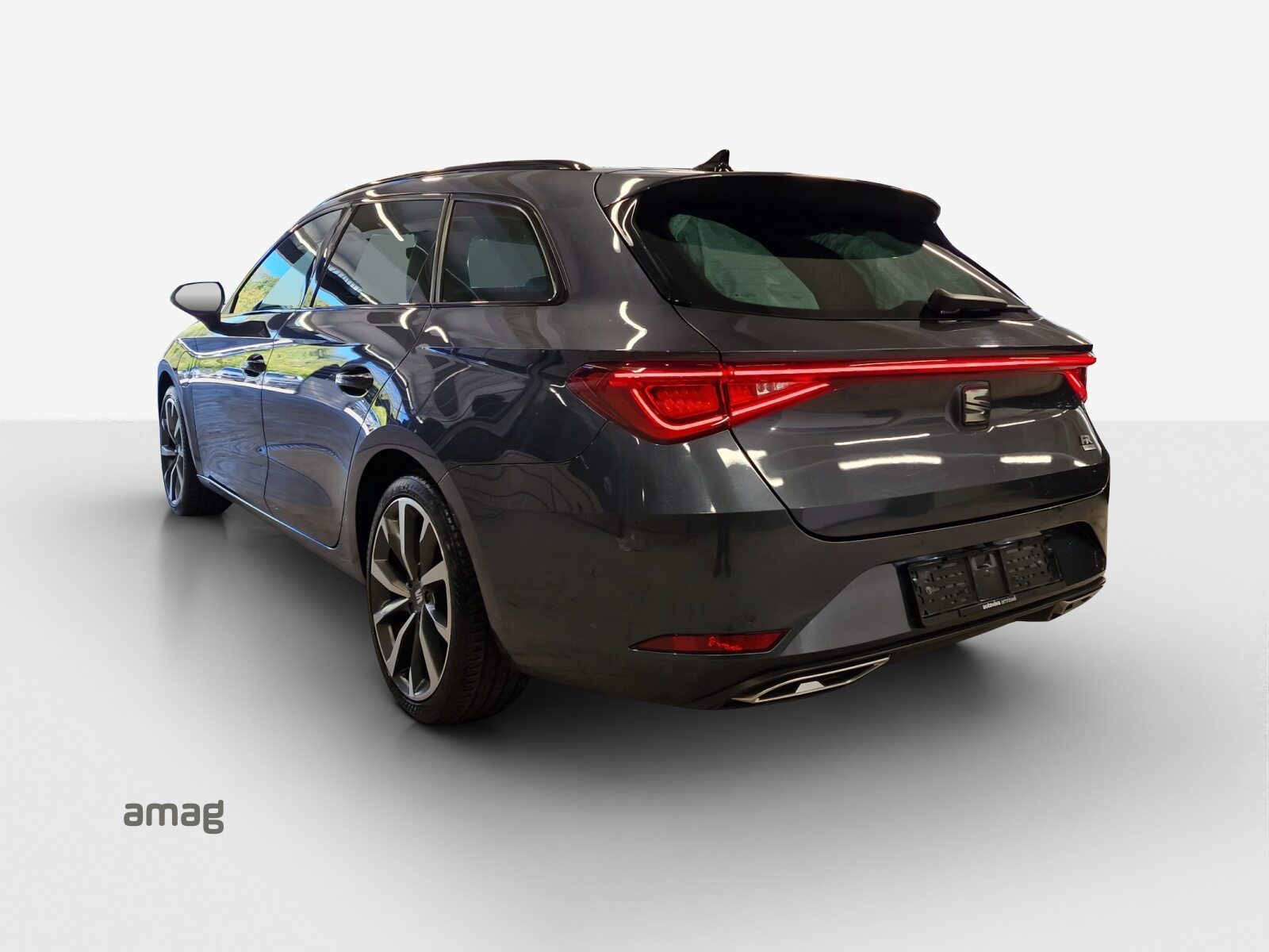 SEAT NEW LEON SPORTSTOURER HOLA FR e-HYBRID (netto), Hybride Intégral Essence/Électricité, Occasion / Utilisé, Automatique - 3