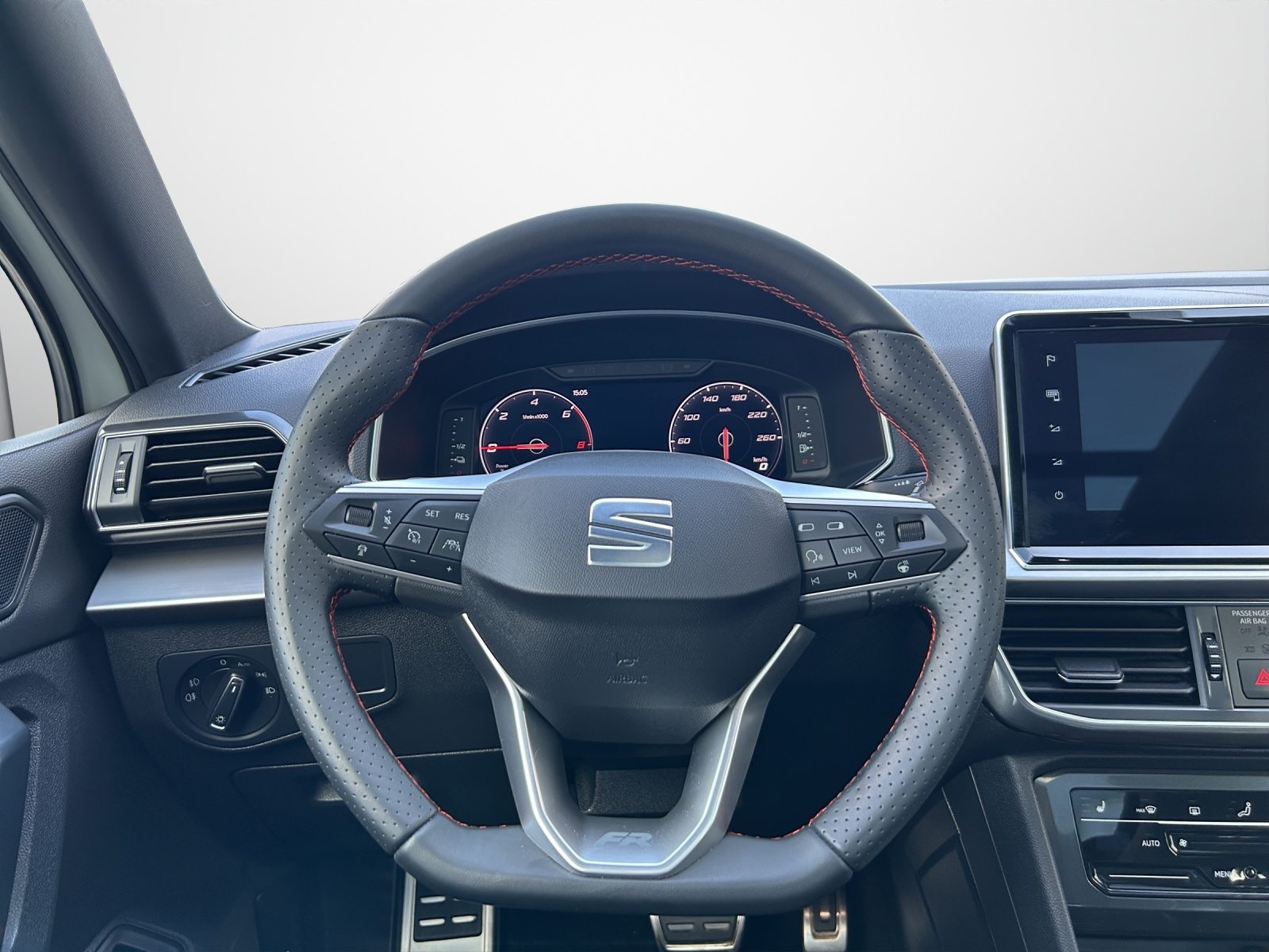 SEAT TARRACO E-HYBRID HOLA FR, Full-Hybrid Petrol/Electric, Second hand / Used, Automatic - 6