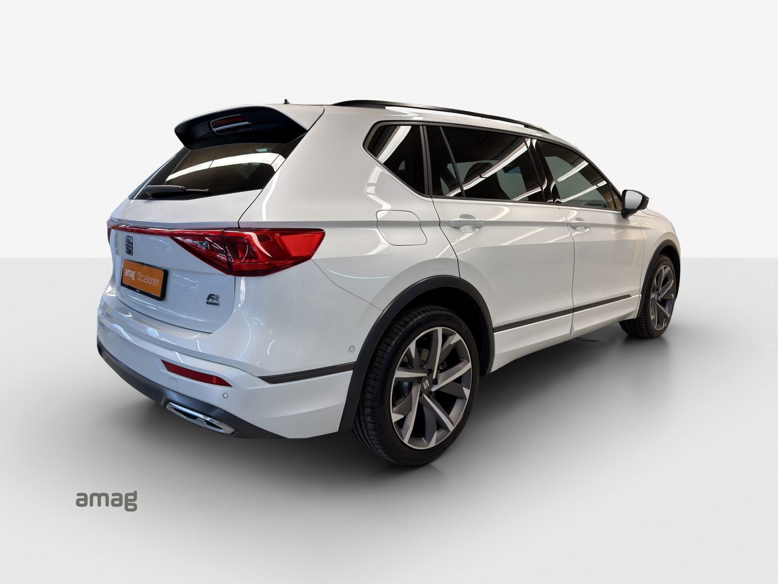 SEAT TARRACO E-HYBRID HOLA FR, Full-Hybrid Petrol/Electric, Second hand / Used, Automatic - 5