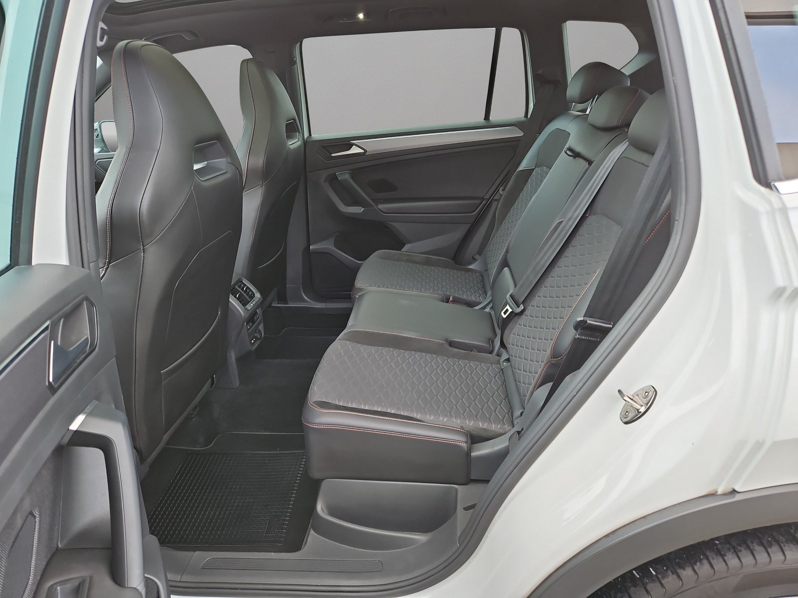 SEAT Tarraco 1.4 e-HYBRID DSG Hola FR, Plug-in-Hybrid Benzin/Elektro, Occasion / Gebraucht, Automatik - 6