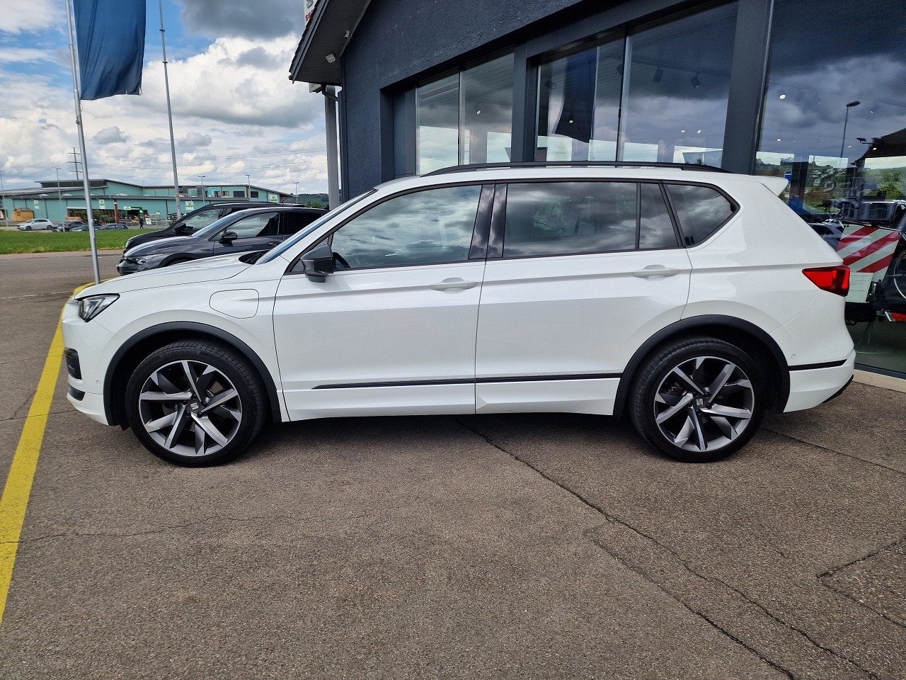 SEAT TARRACO e-HYBRID HOLA FR (netto), Hybride Intégral Essence/Électricité, Occasion / Utilisé, Automatique - 3