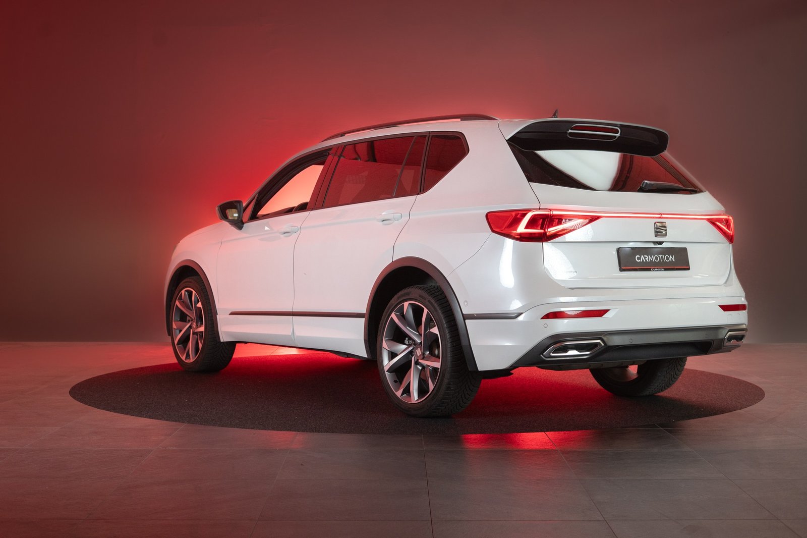 SEAT Tarraco 2.0 TSI FR 4Drive DSG / 7 Sitze / CH-Fahrzeug /, Petrol, Second hand / Used, Automatic - 2