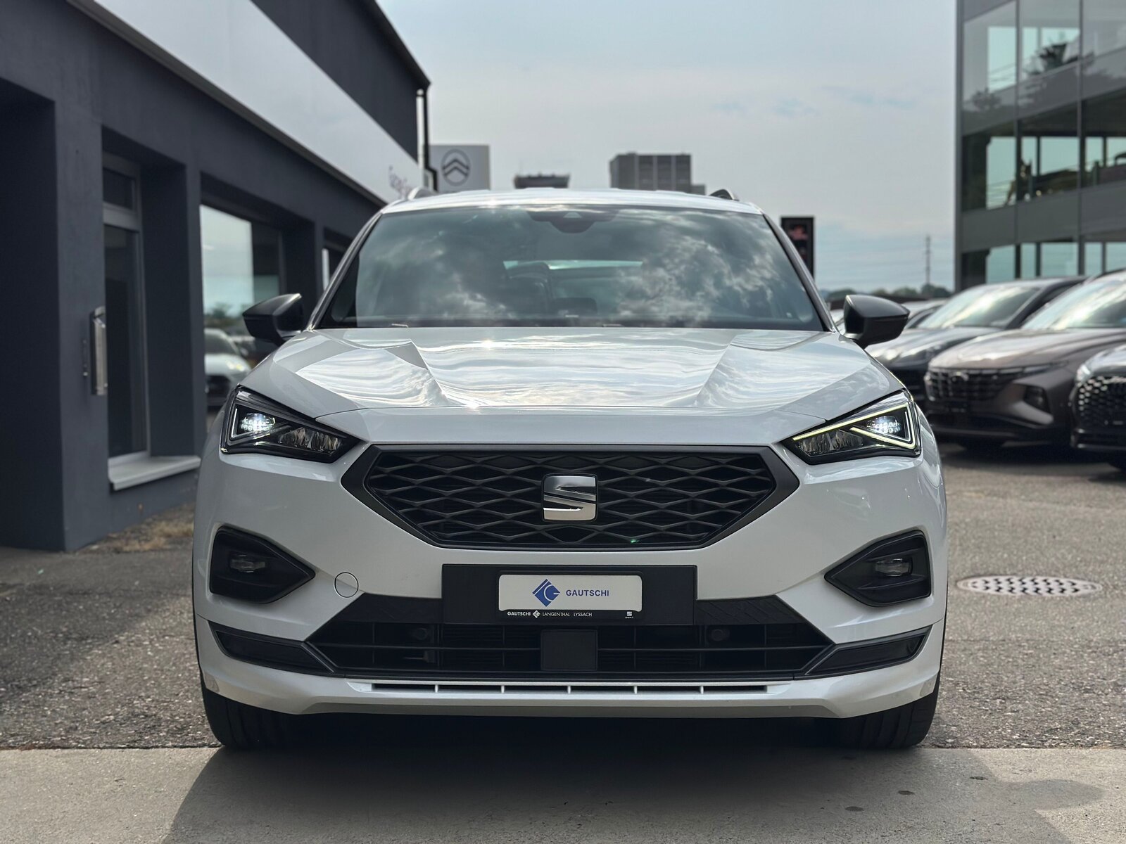SEAT Tarraco 2.0TSI Move FR 4Drive DSG, Petrol, Second hand / Used, Automatic - 2