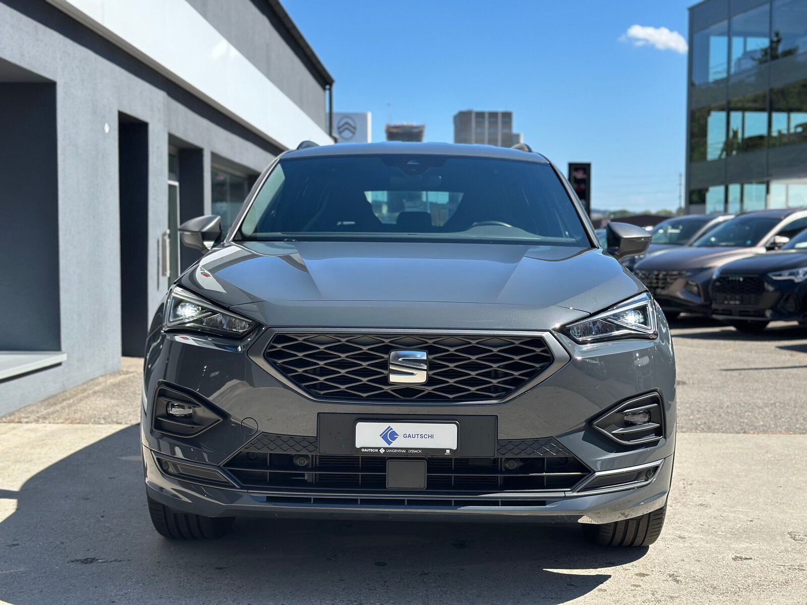 SEAT Tarraco 2.0TSI Move FR 4Drive DSG, Petrol, Second hand / Used, Automatic - 2