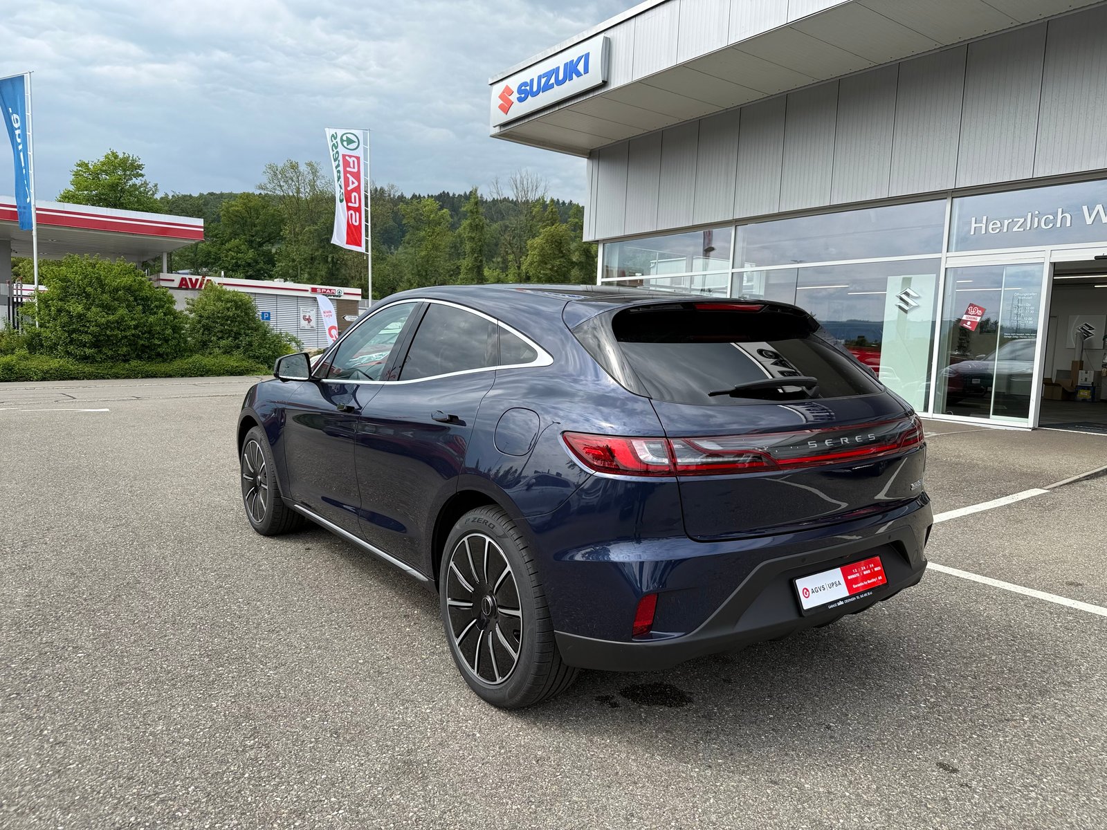 SERES 5 4WD Garage Zöllig - Finanzierung OHNE Zins möglich, Elektro, Neuwagen, Automatik - 4