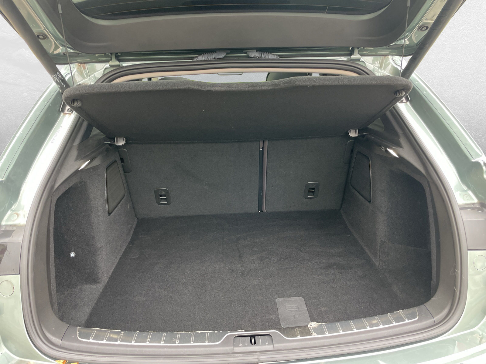 SERES 5 Electric, Electric, Second hand / Used, Automatic - 6