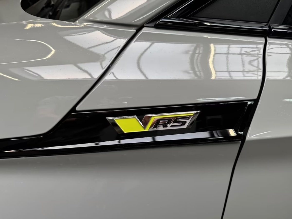 SKODA Elroq 85 RS 4x4, Elektro, Neuwagen, Automatik - 7