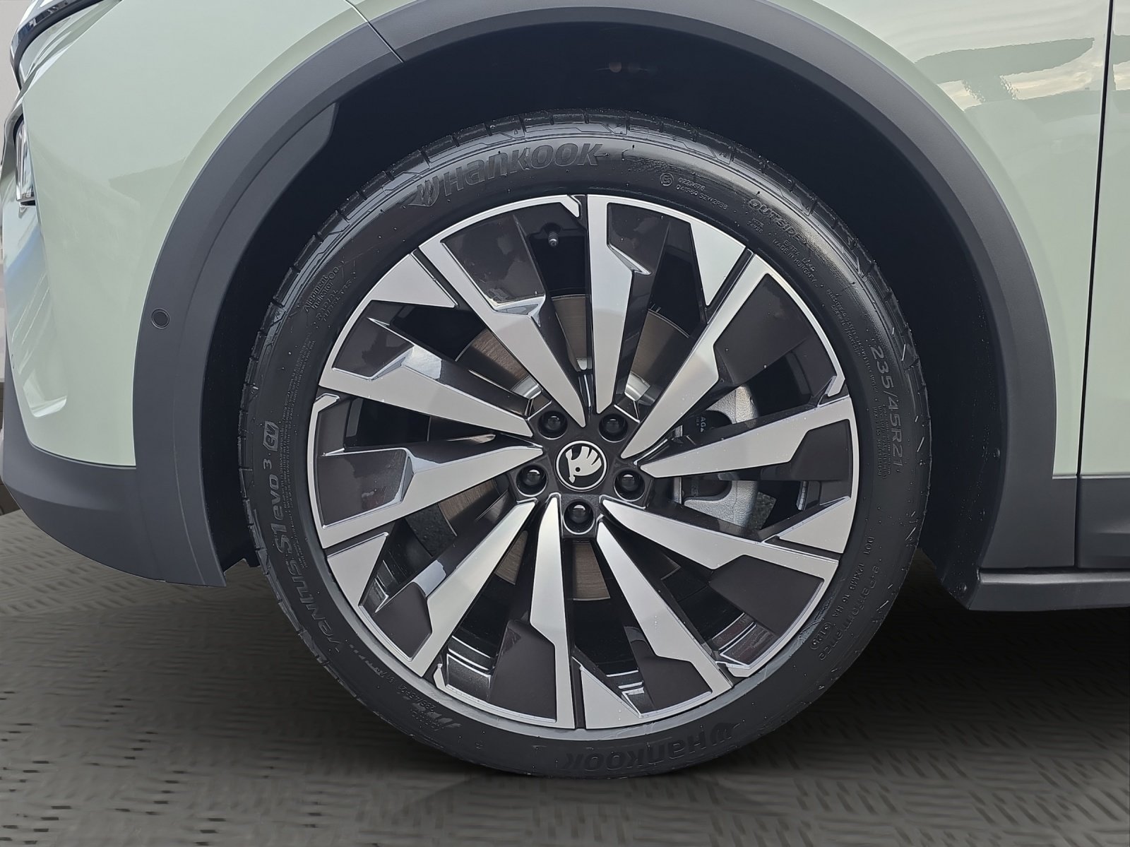 SKODA Elroq 85 Sportline 4x4, Electric, New car, Automatic - 7