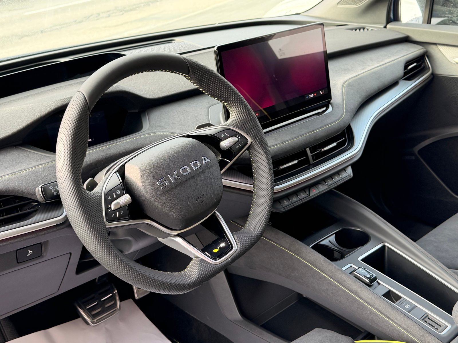 SKODA Elroq 85 RS 4x4, Electric, New car, Automatic - 5