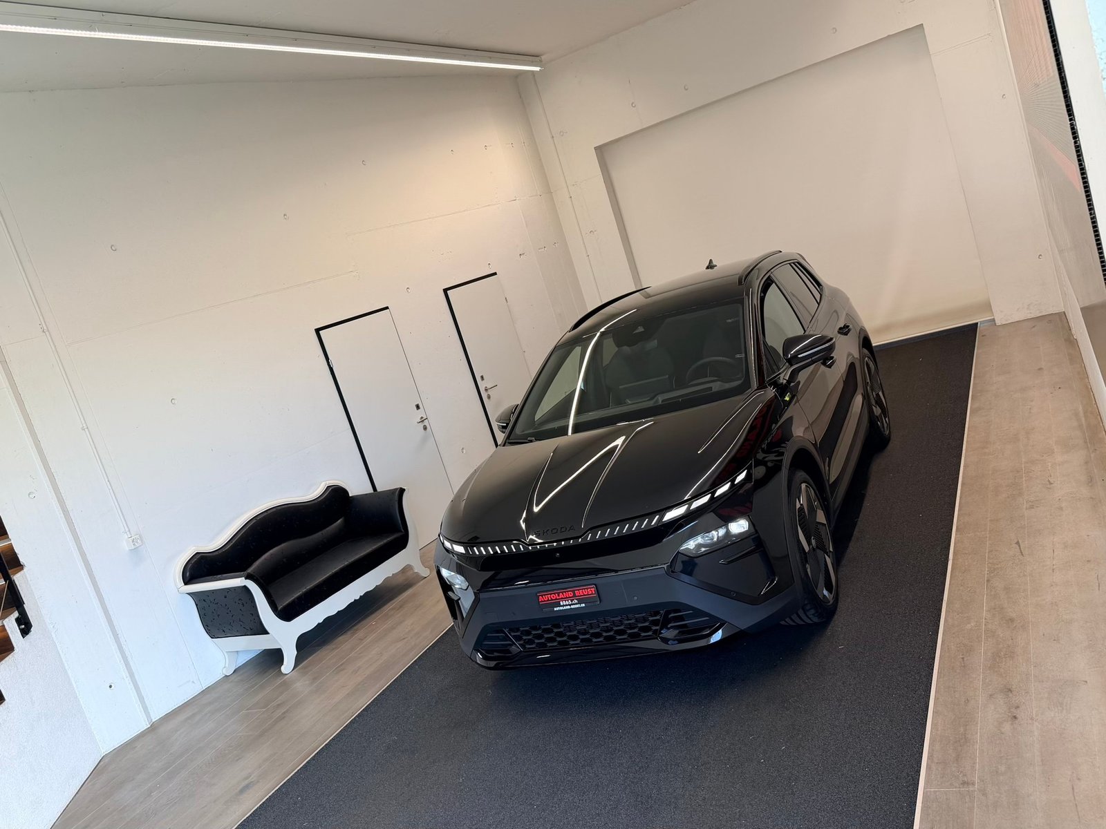 SKODA Elroq RS 4x4, Electric, New car, Automatic - 4