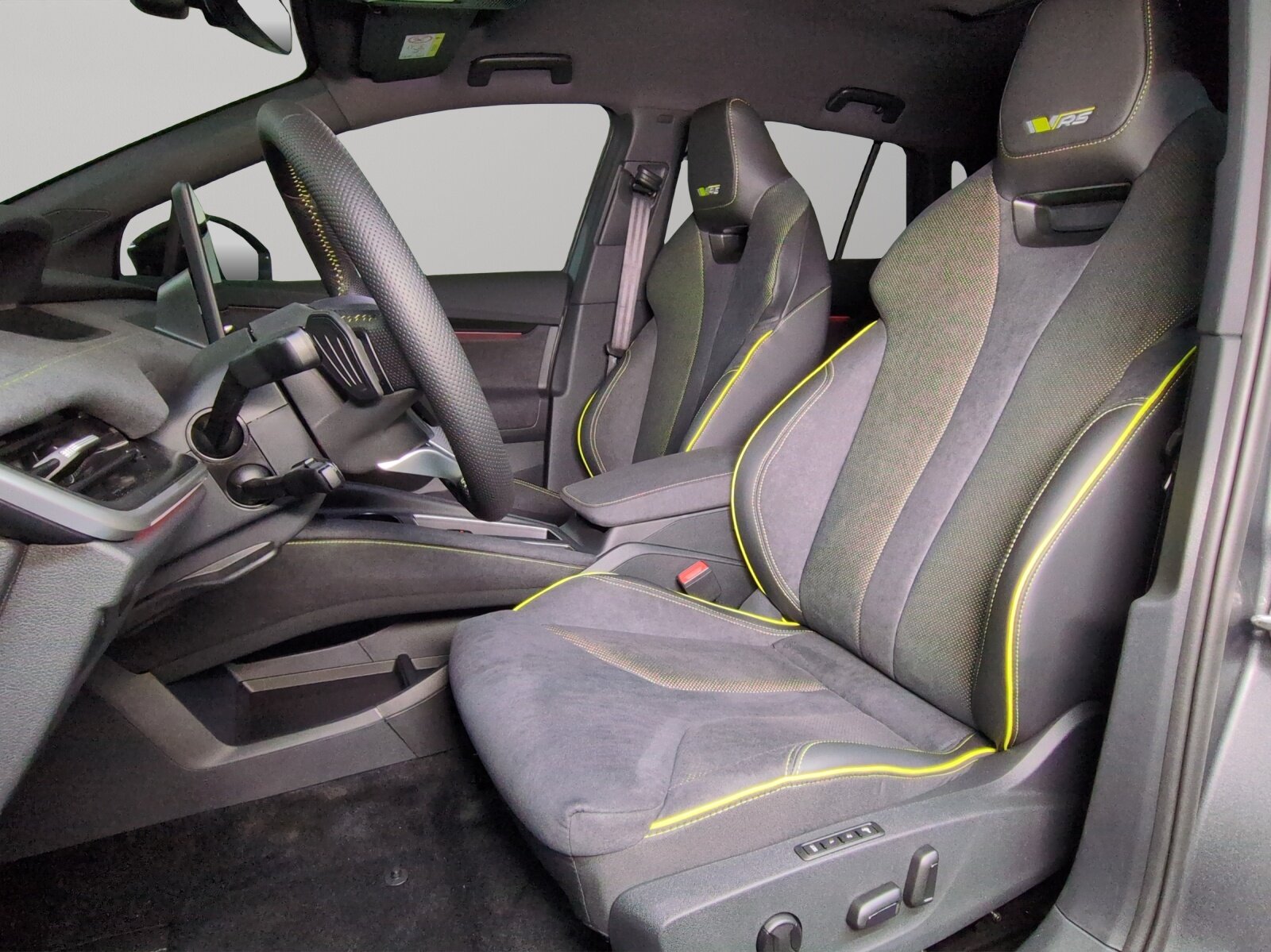 SKODA Elroq RS 4x4, Electric, New car, Automatic - 6