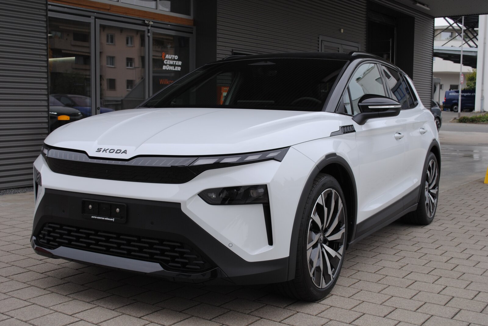 SKODA Elroq 85x Sportline 4x4