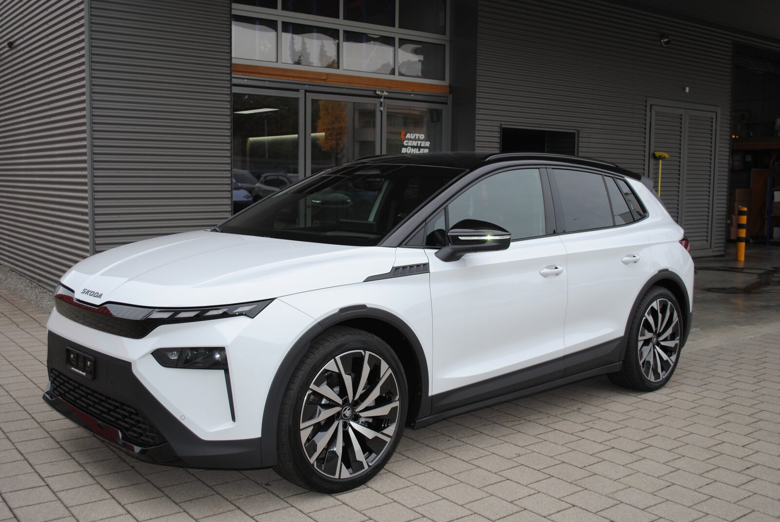 SKODA Elroq 85x Sportline 4x4, Elettrica, Auto nuove, Automatico - 4
