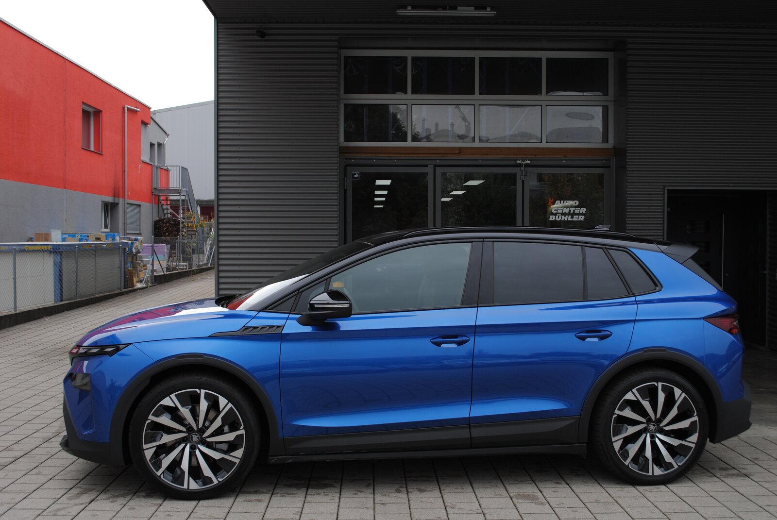 SKODA Elroq 85x Sportline 4x4, Elettrica, Auto nuove, Automatico - 5