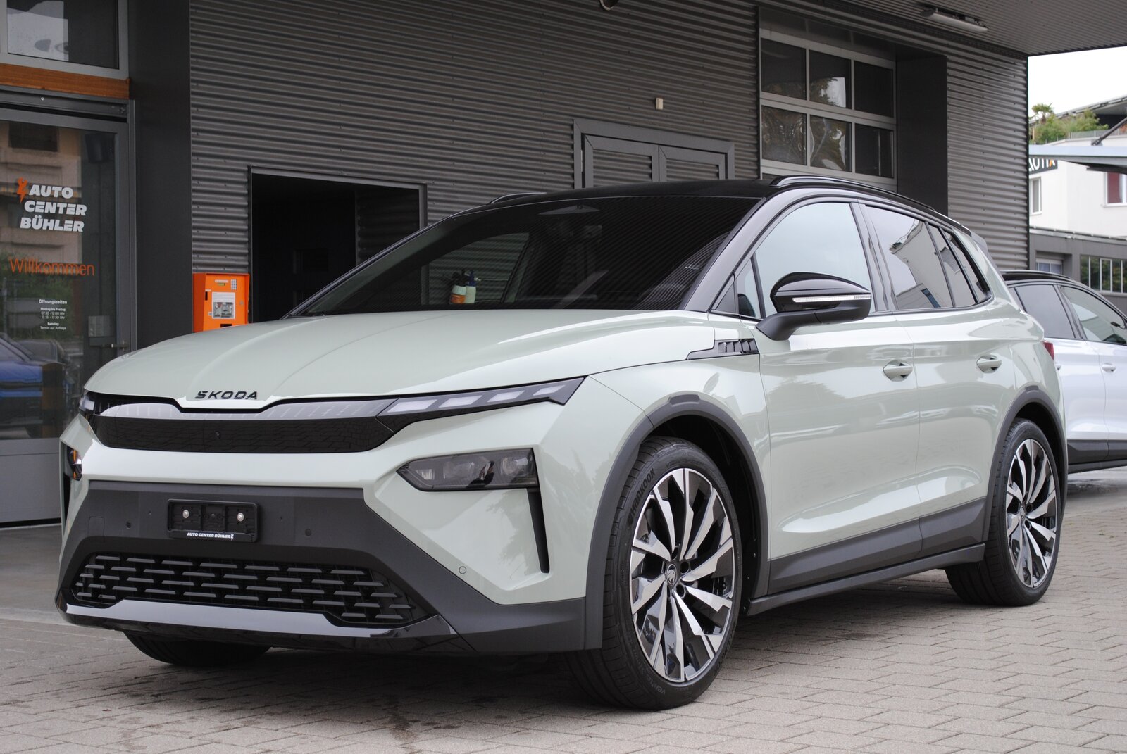 SKODA Elroq 85x Sportline 4x4