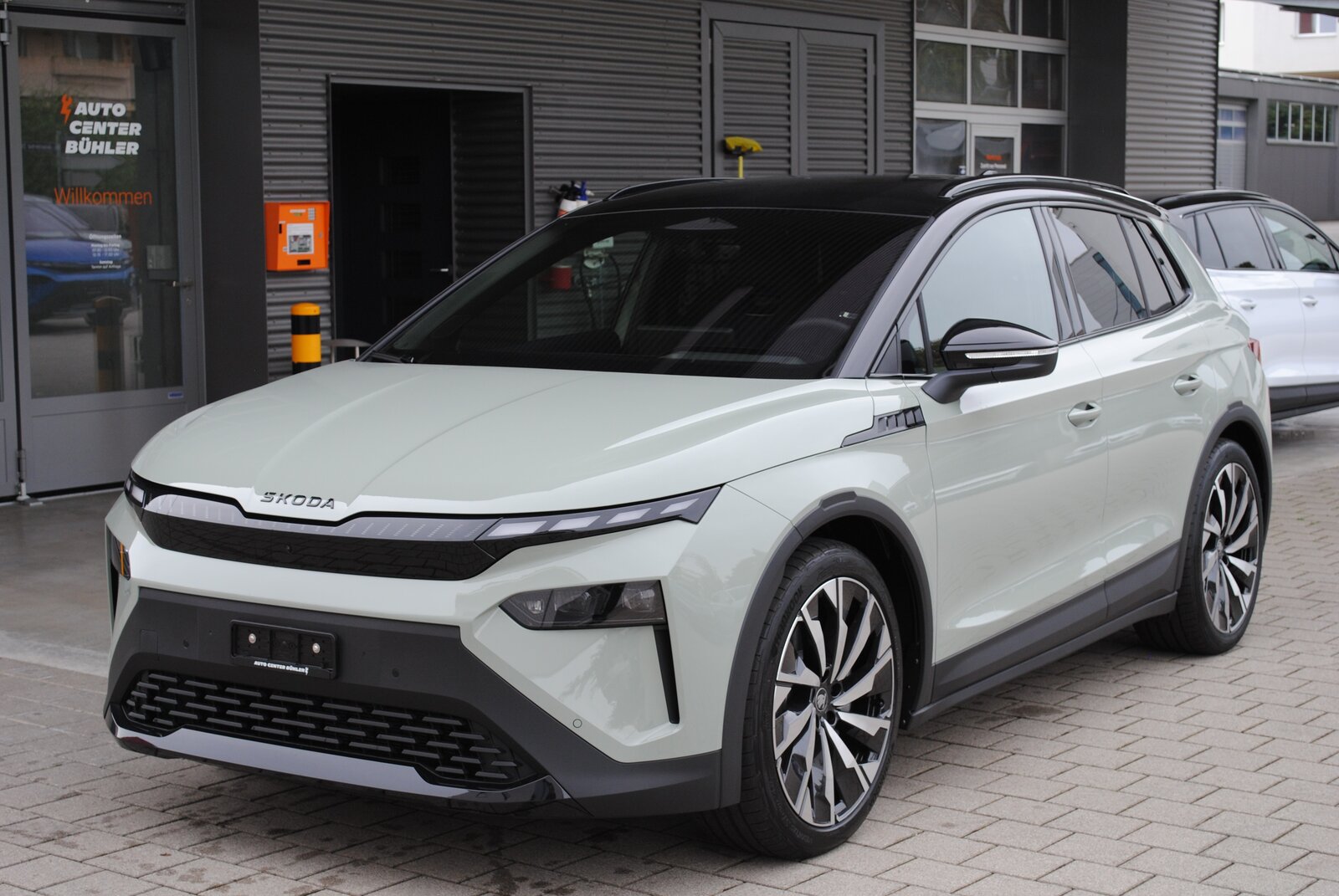 SKODA Elroq 85x Sportline 4x4, Elettrica, Auto nuove, Automatico - 4