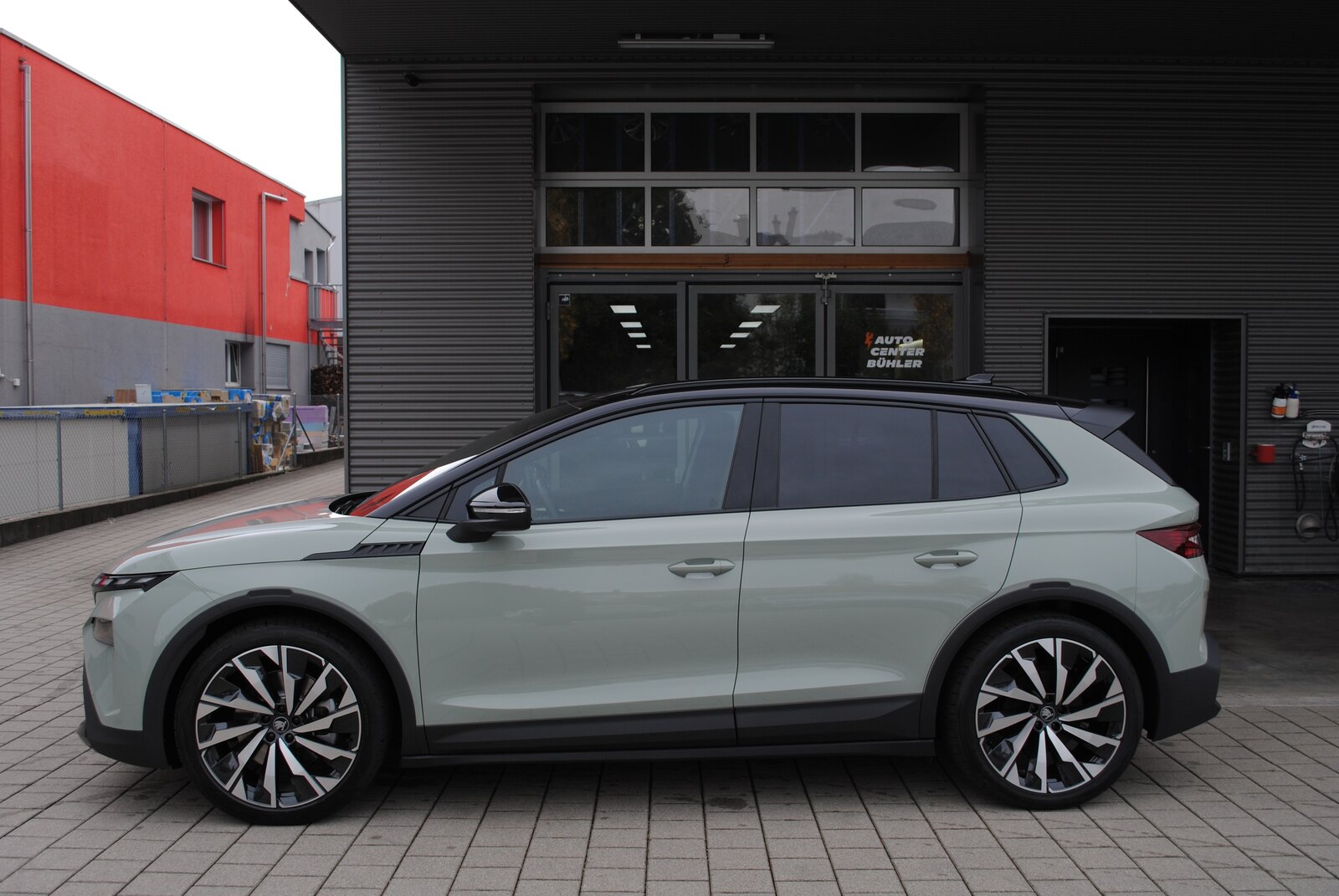 SKODA Elroq 85x Sportline 4x4, Elettrica, Auto nuove, Automatico - 7