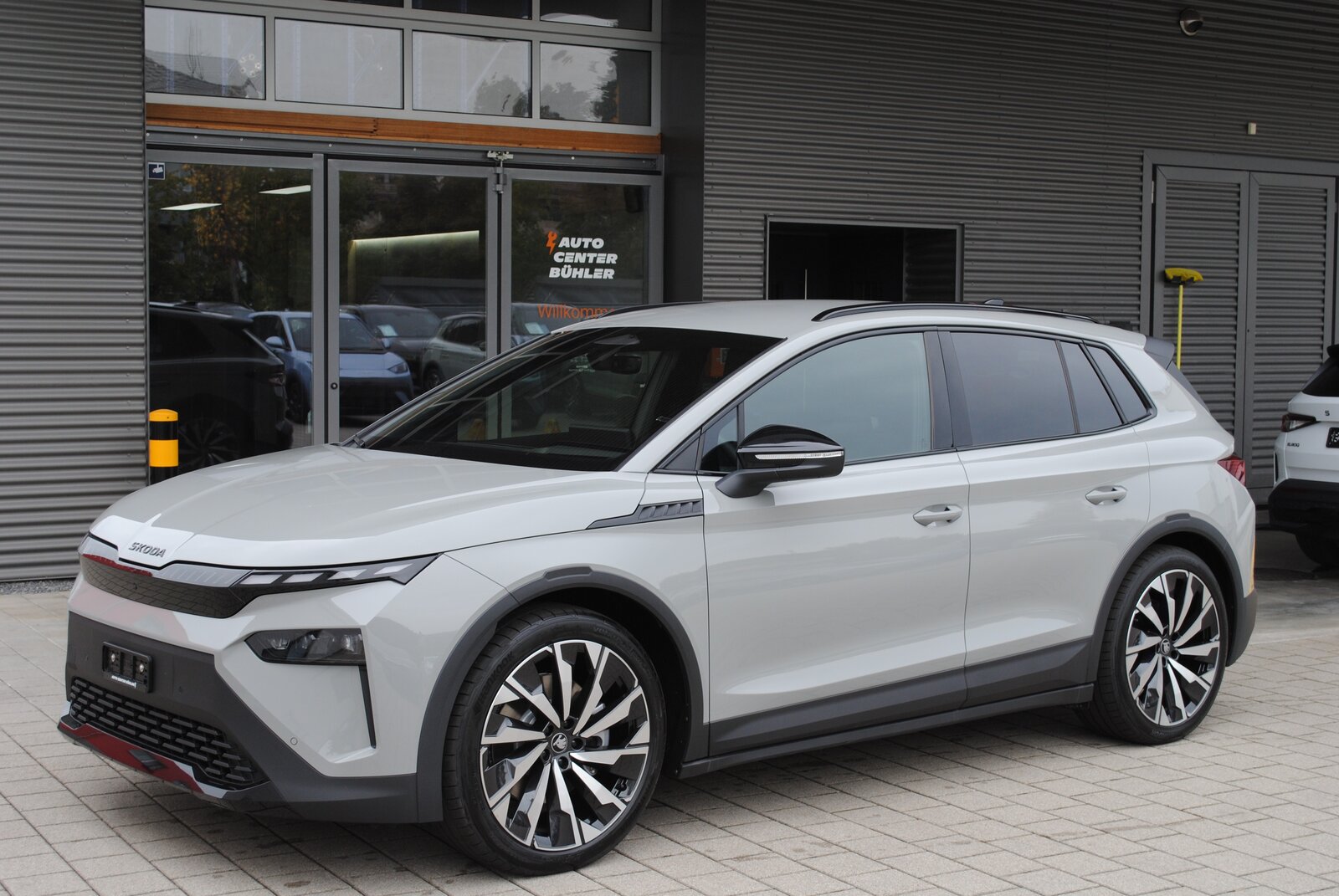 SKODA Elroq 85x Sportline 4x4, Elettrica, Auto nuove, Automatico - 3