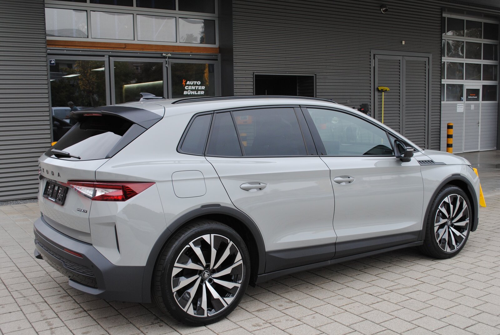 SKODA Elroq 85x Sportline 4x4, Elettrica, Auto nuove, Automatico - 7