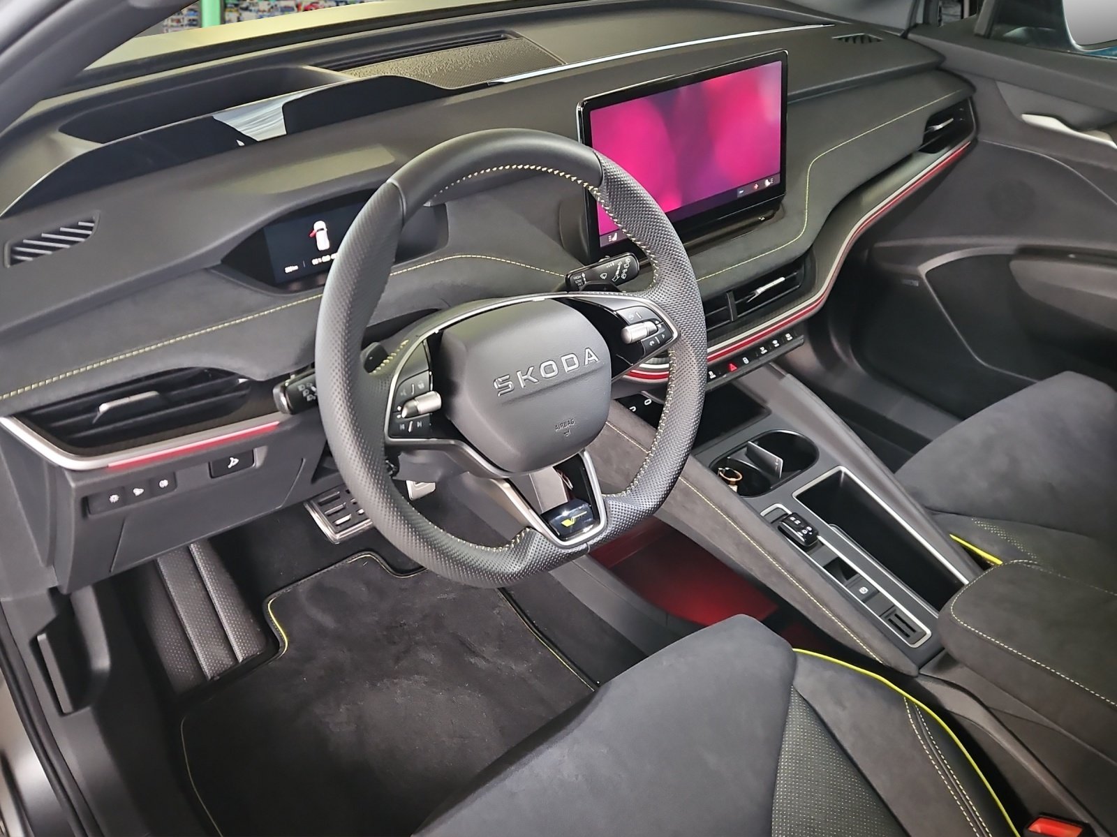 SKODA Elroq 85 RS Matt Edition 4x4, Elektro, Occasion / Gebraucht, Automatik - 7