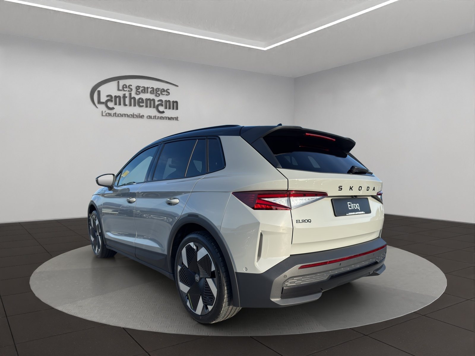 SKODA Elroq RS 85x 4x4, Electric, New car, Automatic - 3