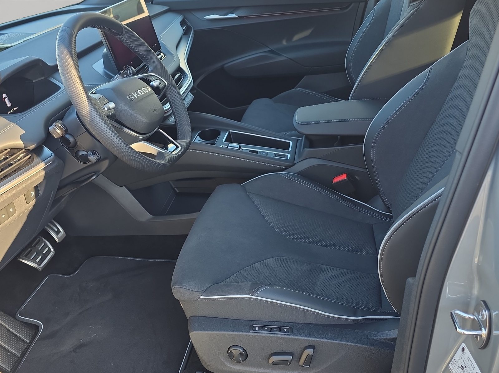 SKODA Elroq Sportline 85 4x4, Elektro, Neuwagen, Automatik - 4
