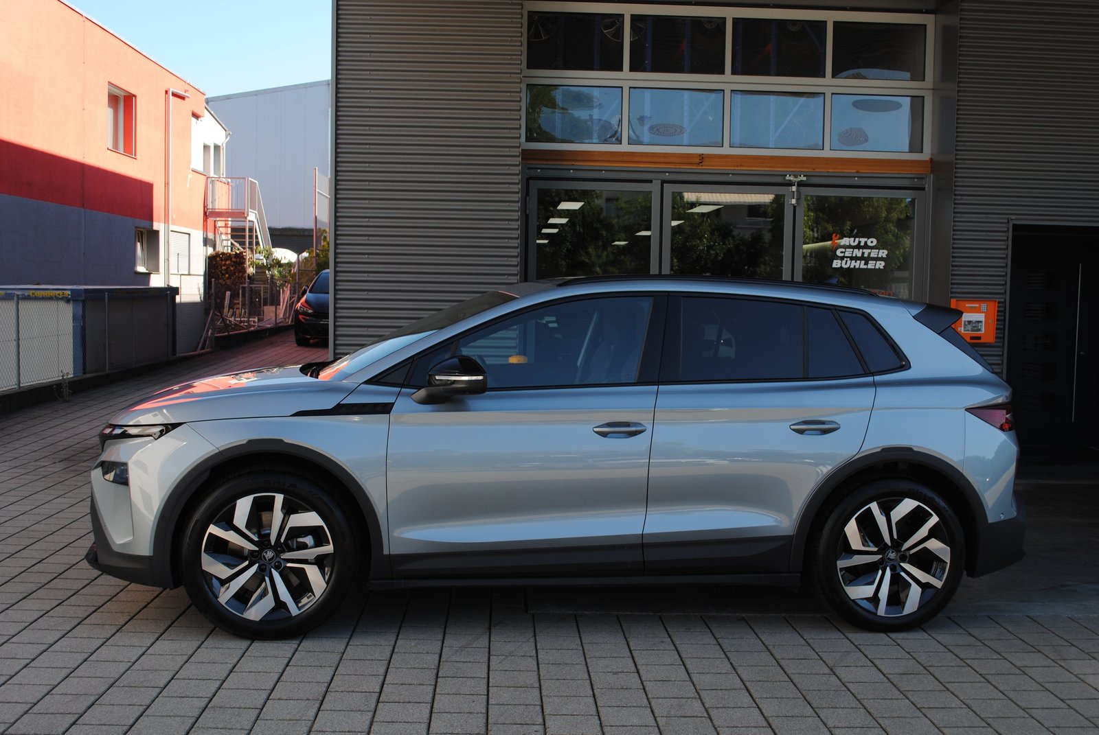 SKODA Elroq 85 Sportline, Elektro, Neuwagen, Automatik - 4