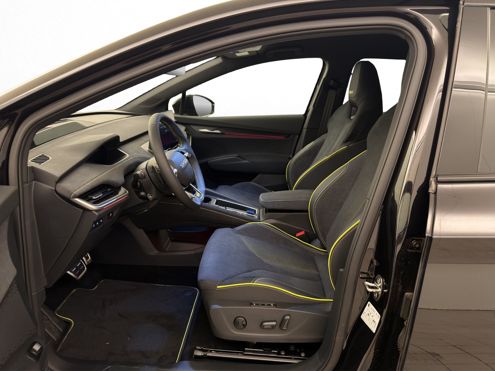SKODA Elroq RS 4x4, Elektro, Occasion / Gebraucht, Automatik - 6