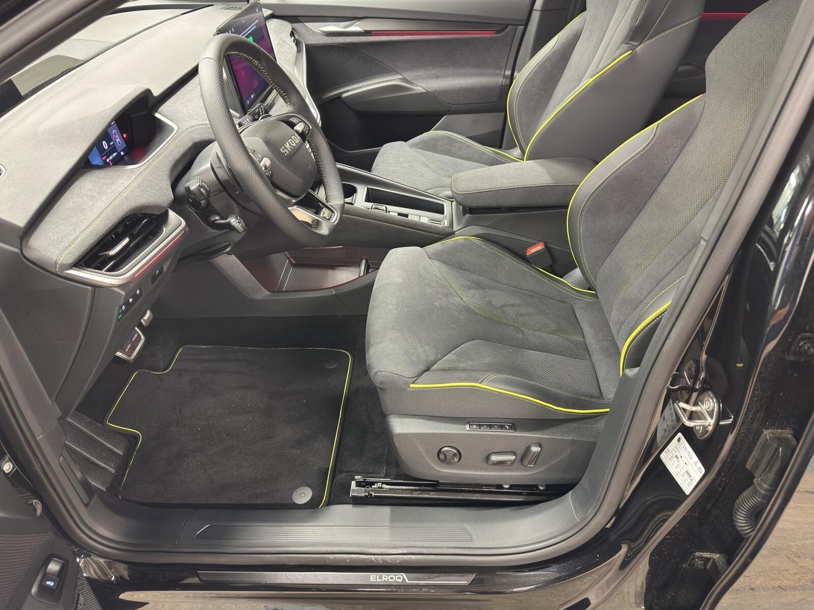 SKODA Elroq RS 4x4, Électrique, Occasion / Utilisé, Automatique - 6