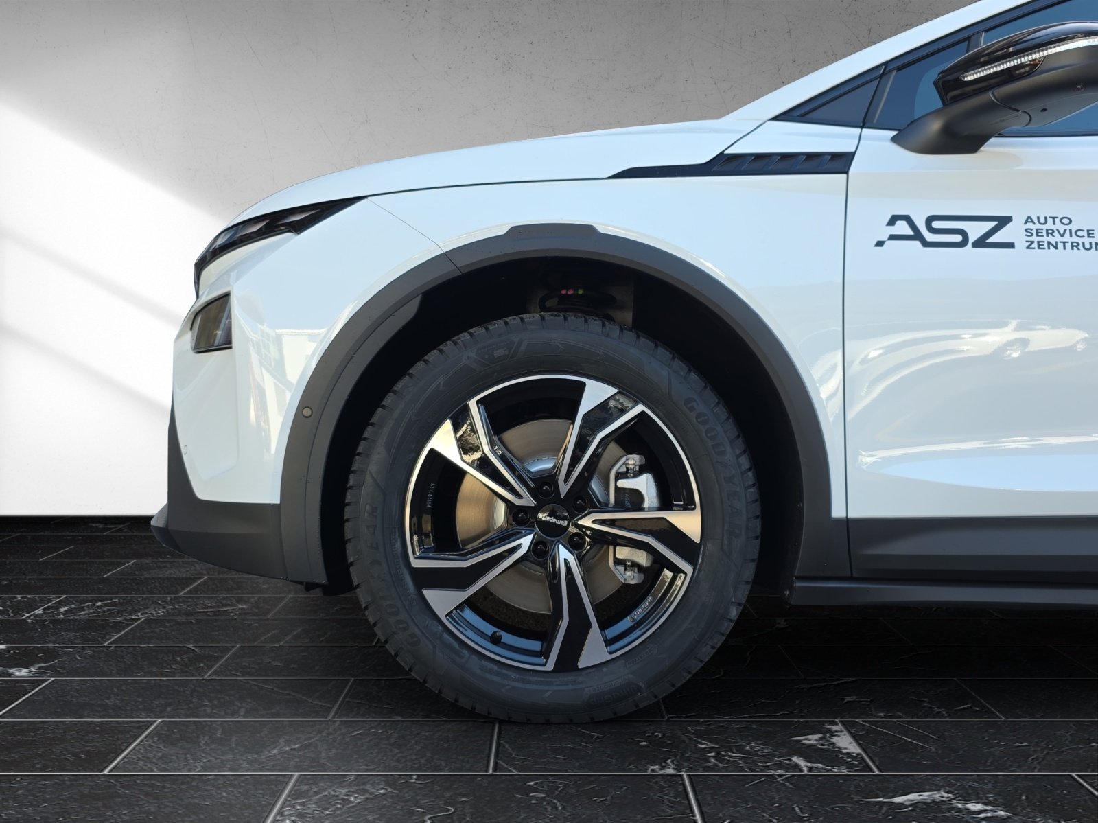 SKODA Elroq 85 SportLine 4x4, Elektro, Vorführwagen, Automatik - 4