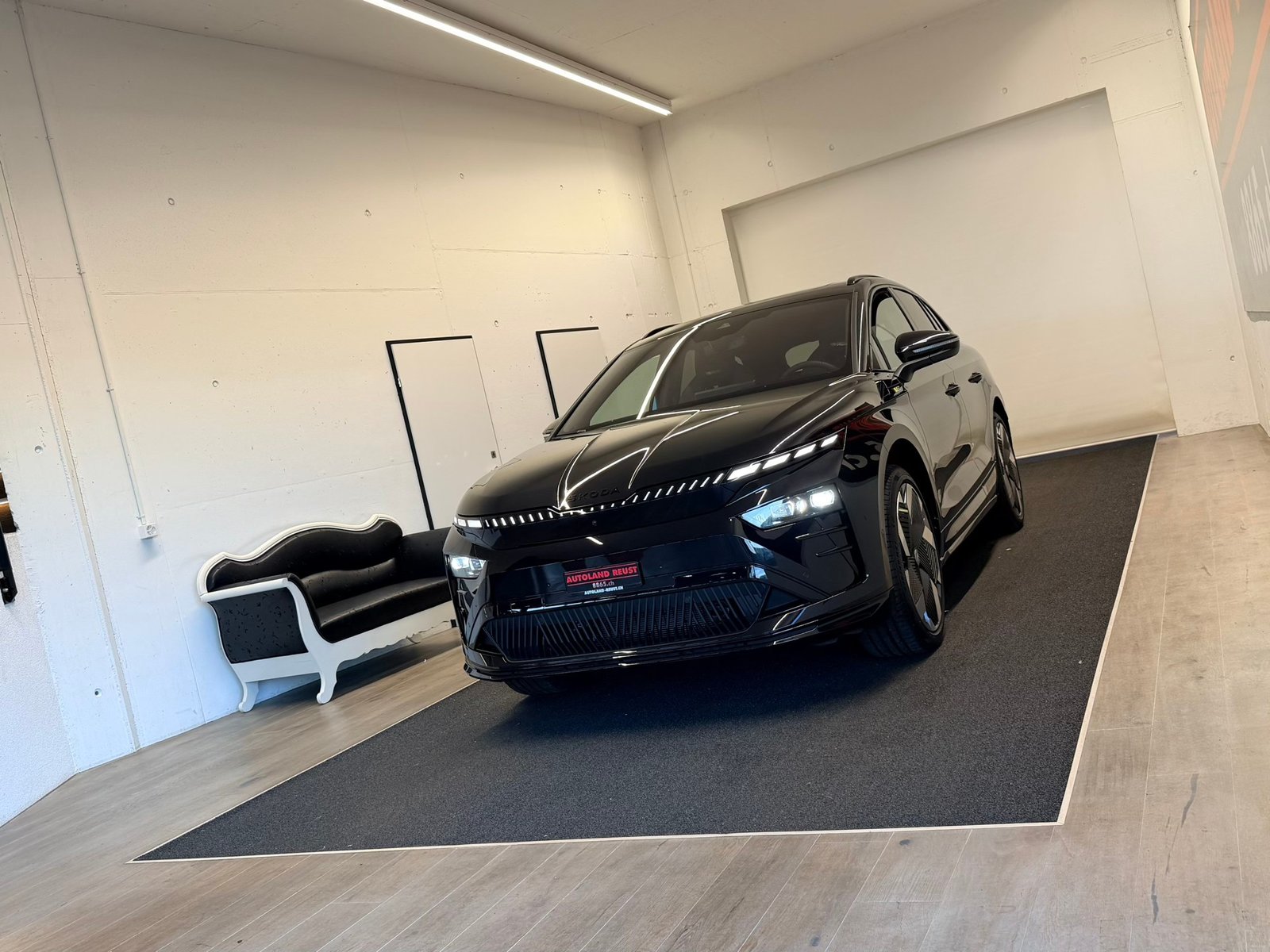 SKODA Enyaq 85x 4x4 RS, Électrique, Voiture nouvelle, Automatique - 3