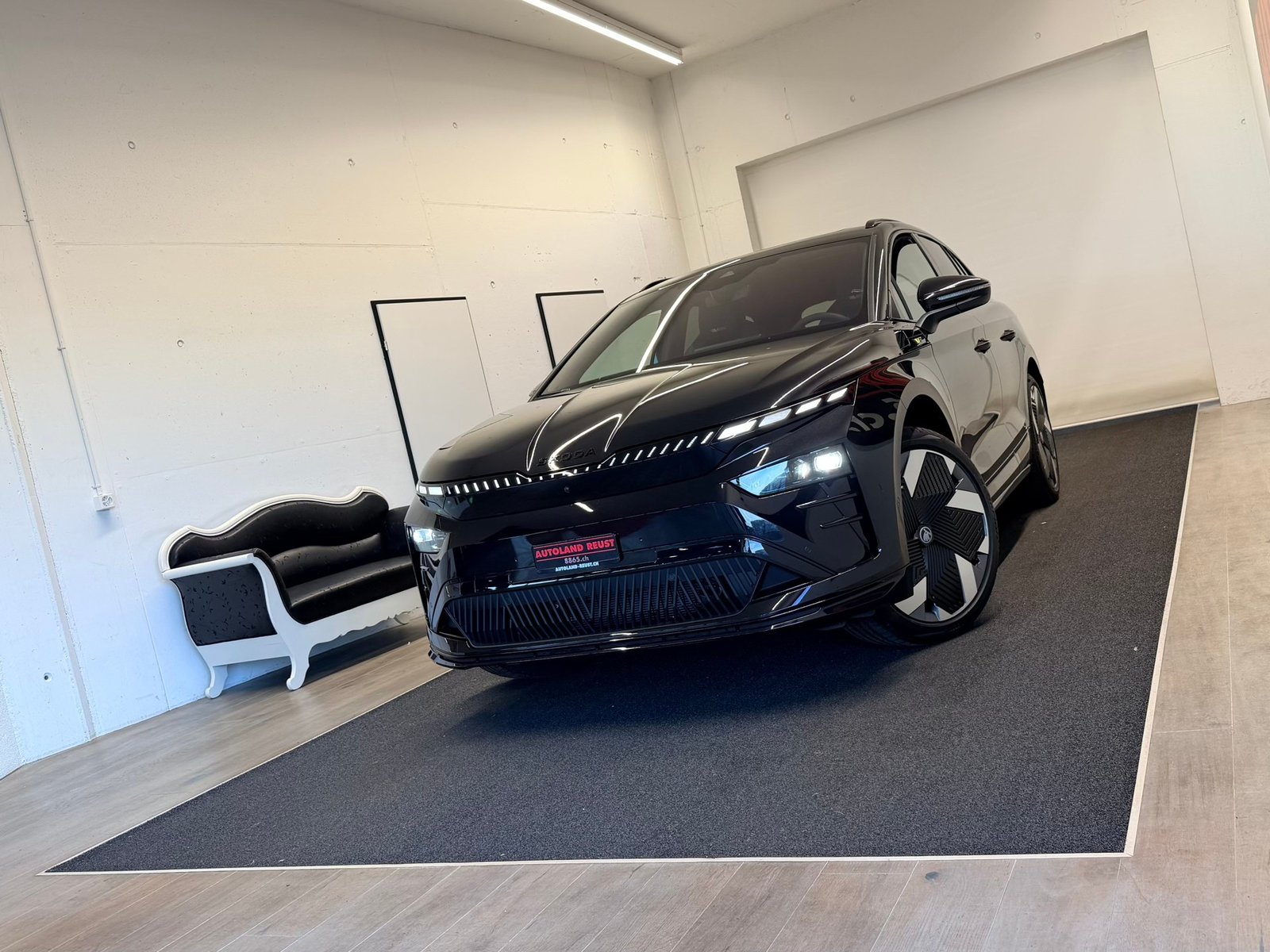 SKODA Enyaq 85x 4x4 RS, Électrique, Voiture nouvelle, Automatique - 5