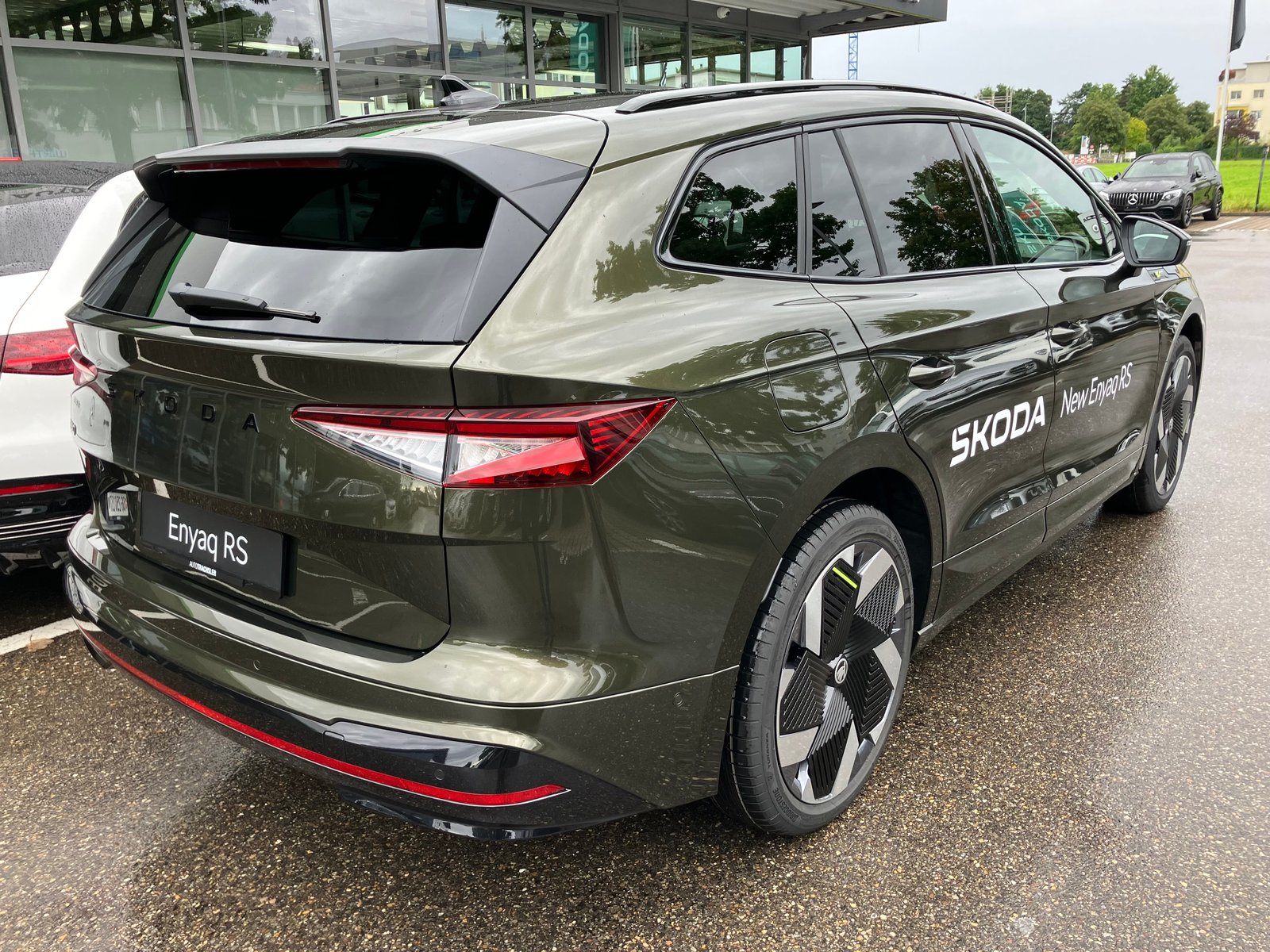SKODA Enyaq 4x4 RS, Electric, New car, Automatic - 5