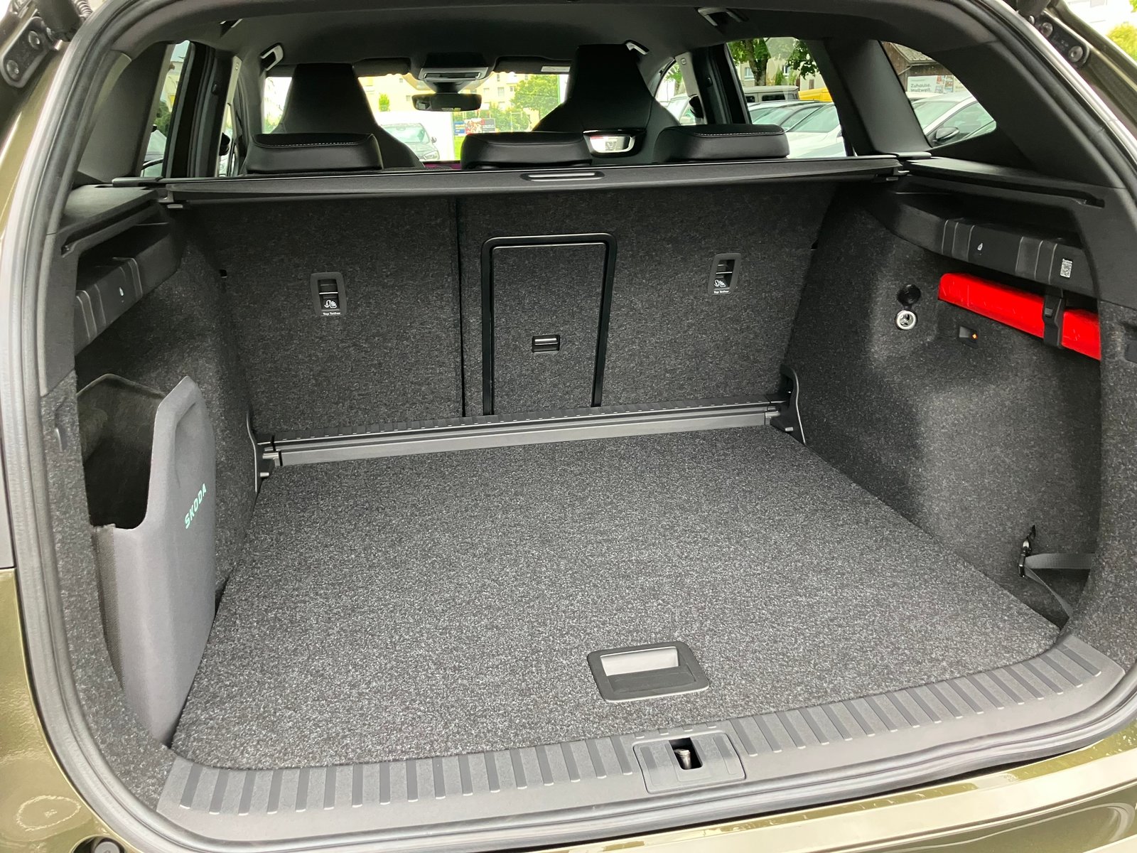 SKODA Enyaq 4x4 RS, Electric, New car, Automatic - 6