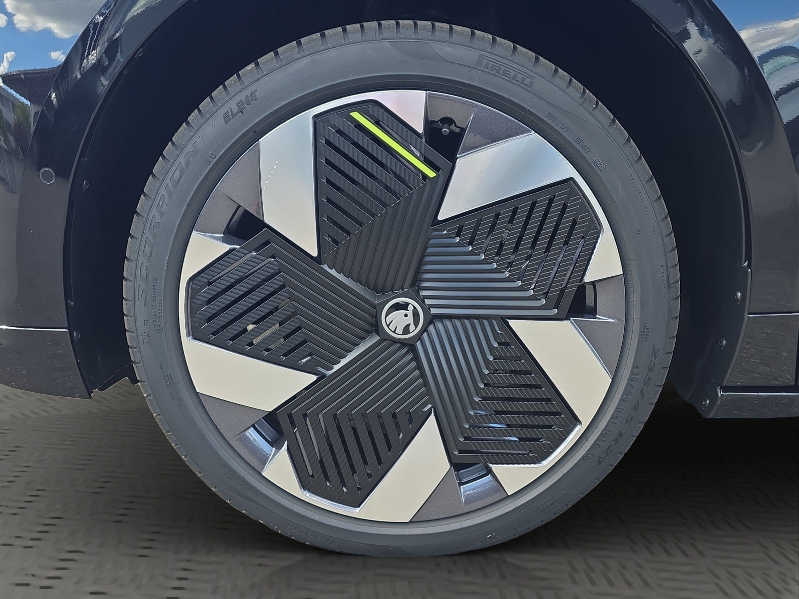 SKODA Enyaq 4x4 RS, Elettrica, Auto nuove, Automatico - 7