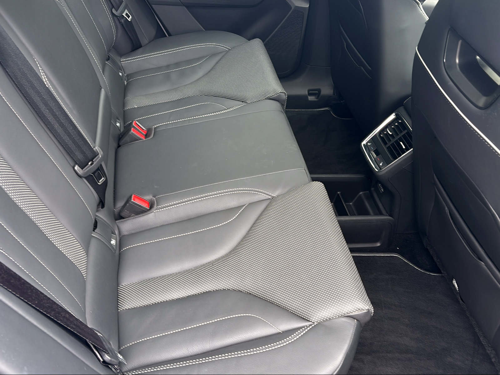 SKODA Enyaq Coupé RS iV 80 4x4, Leasing ab CHF 317.15, Électrique, Occasion / Utilisé, Automatique - 7