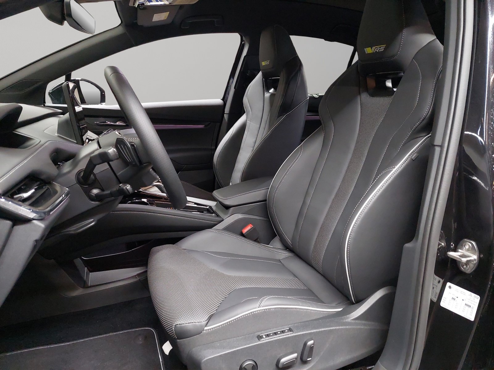 SKODA Enyaq Coupé RS iV 80 4x4, Elektro, Occasion / Gebraucht, Automatik - 6