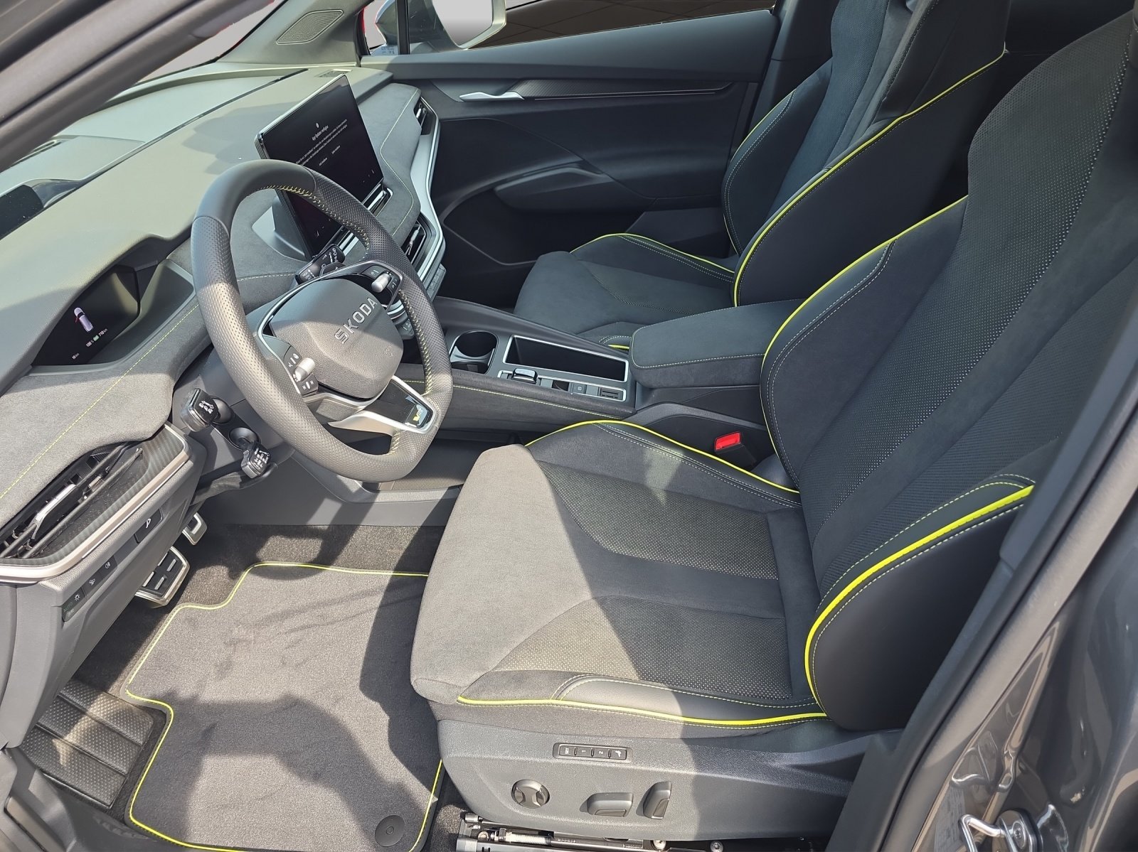SKODA Enyaq 4x4 RS, Électrique, Occasion / Utilisé, Automatique - 4