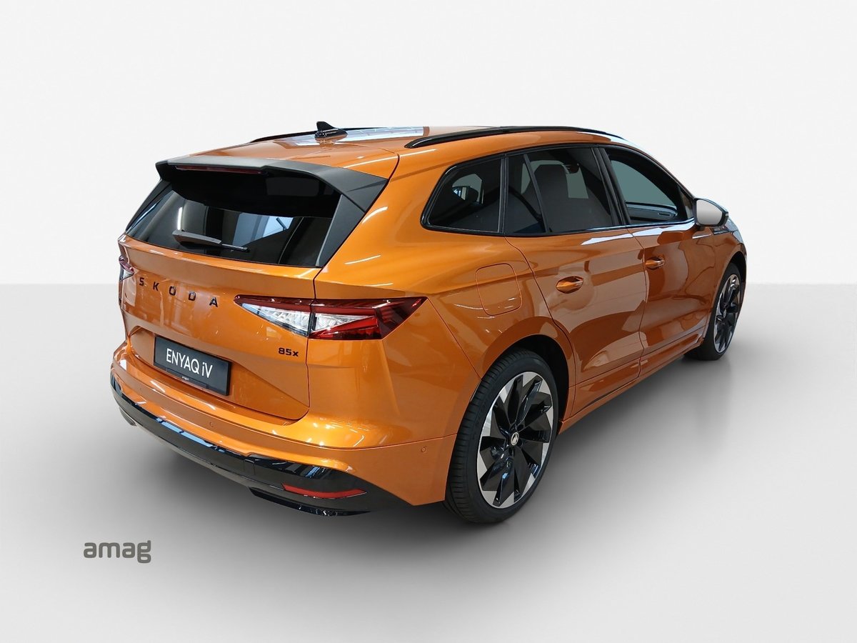 SKODA Enyaq 85x Sportline 4x4, Elettrica, Auto nuove, Automatico - 5