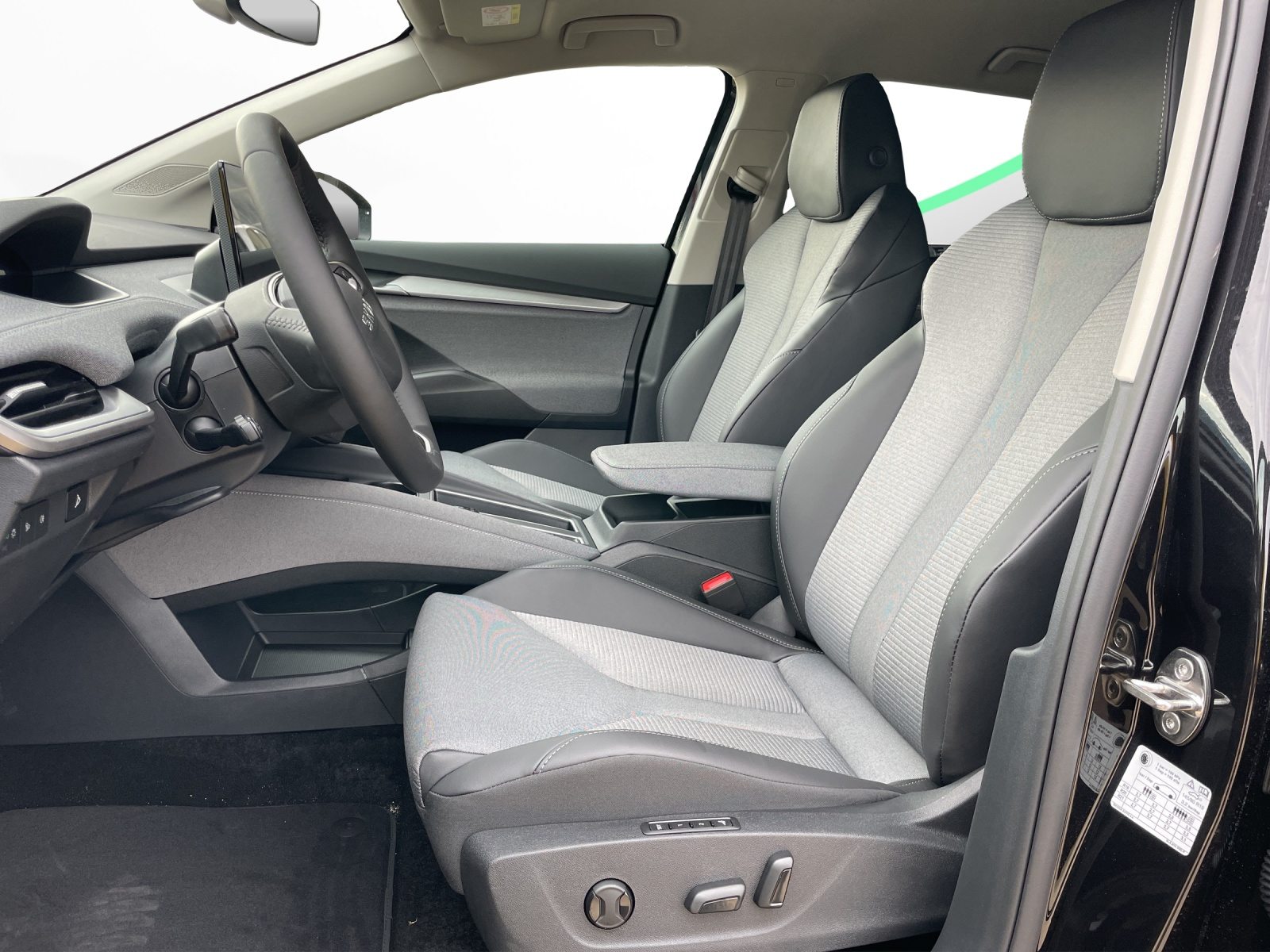 SKODA Enyaq 85 4x2, Elektro, Neuwagen, Automatik - 7