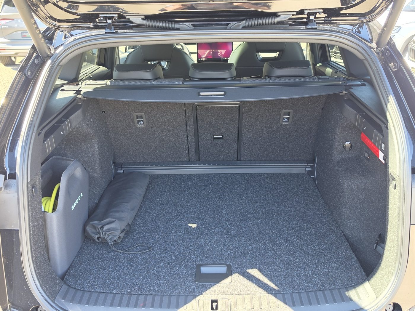 SKODA Enyaq RS 85x 4x4, Electric, New car, Automatic - 7