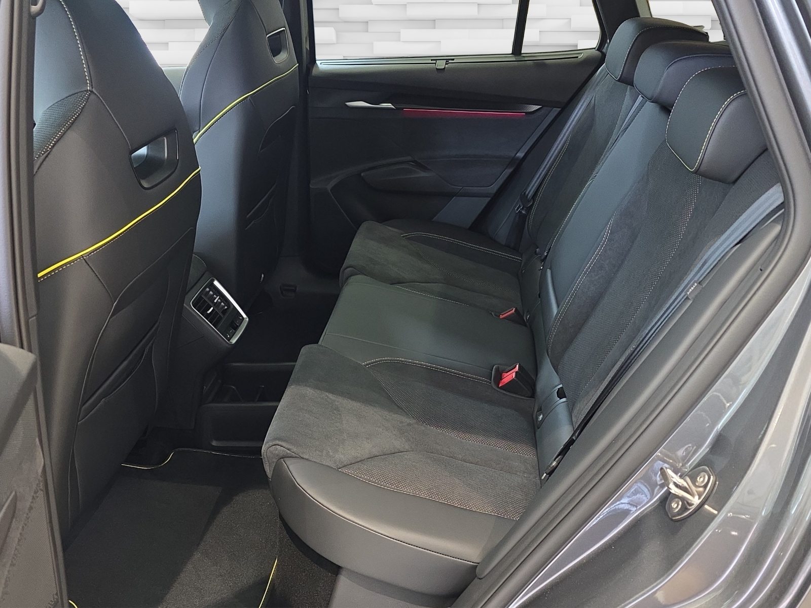 SKODA Enyaq RS 85x 4x4, Electric, New car, Automatic - 7