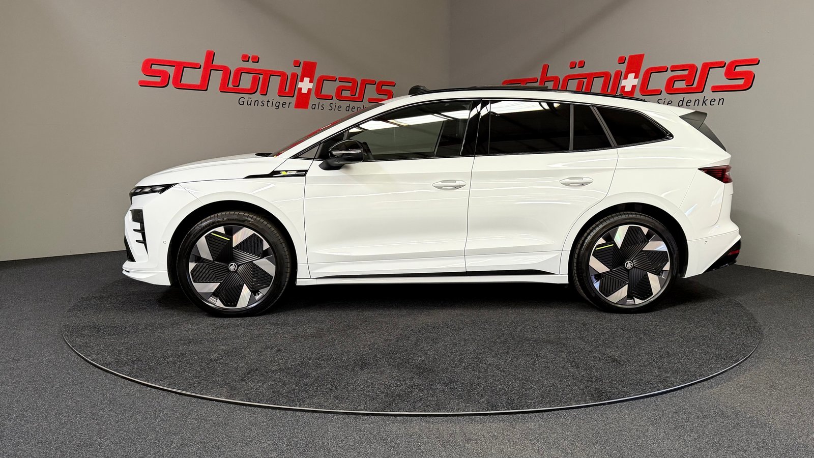 SKODA Enyaq 4x4 RS, Electric, New car, Automatic - 3