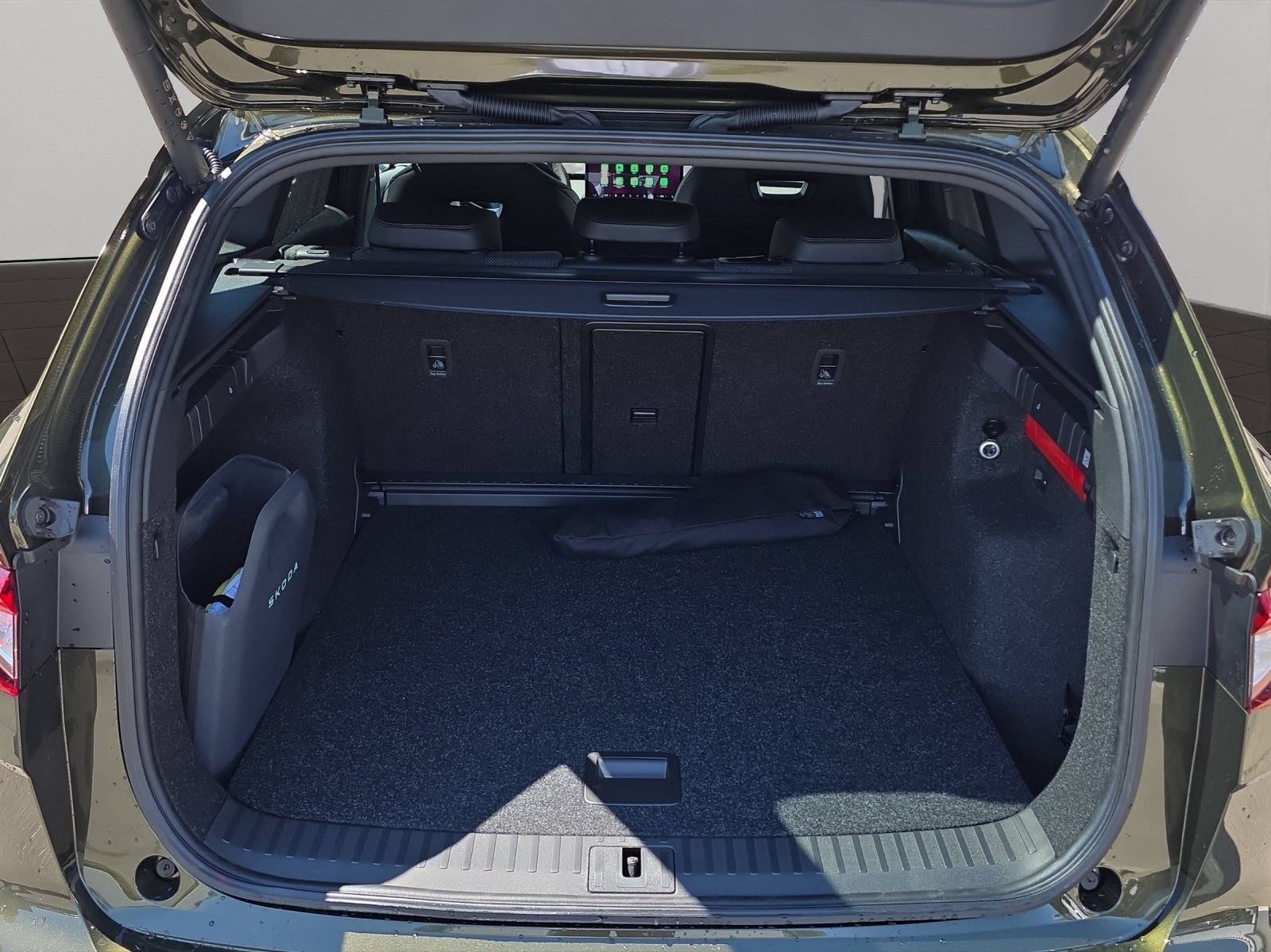 SKODA Enyaq 85x Sportline 4x4, Elektro, Neuwagen, Automatik - 6