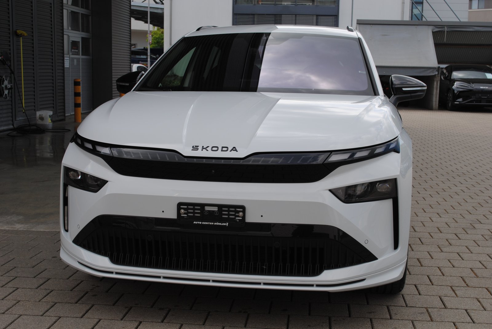 SKODA Enyaq 85x Sportline 4x4, Electric, New car, Automatic - 2