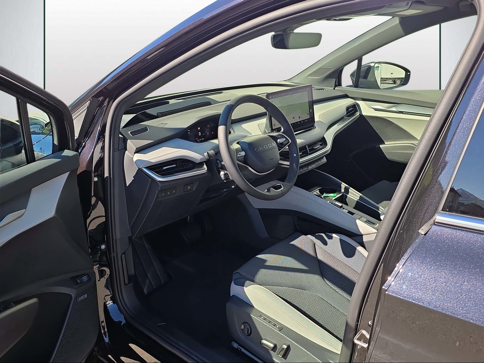 SKODA Enyaq 85x 4x4, Elektro, Neuwagen, Automatik - 6