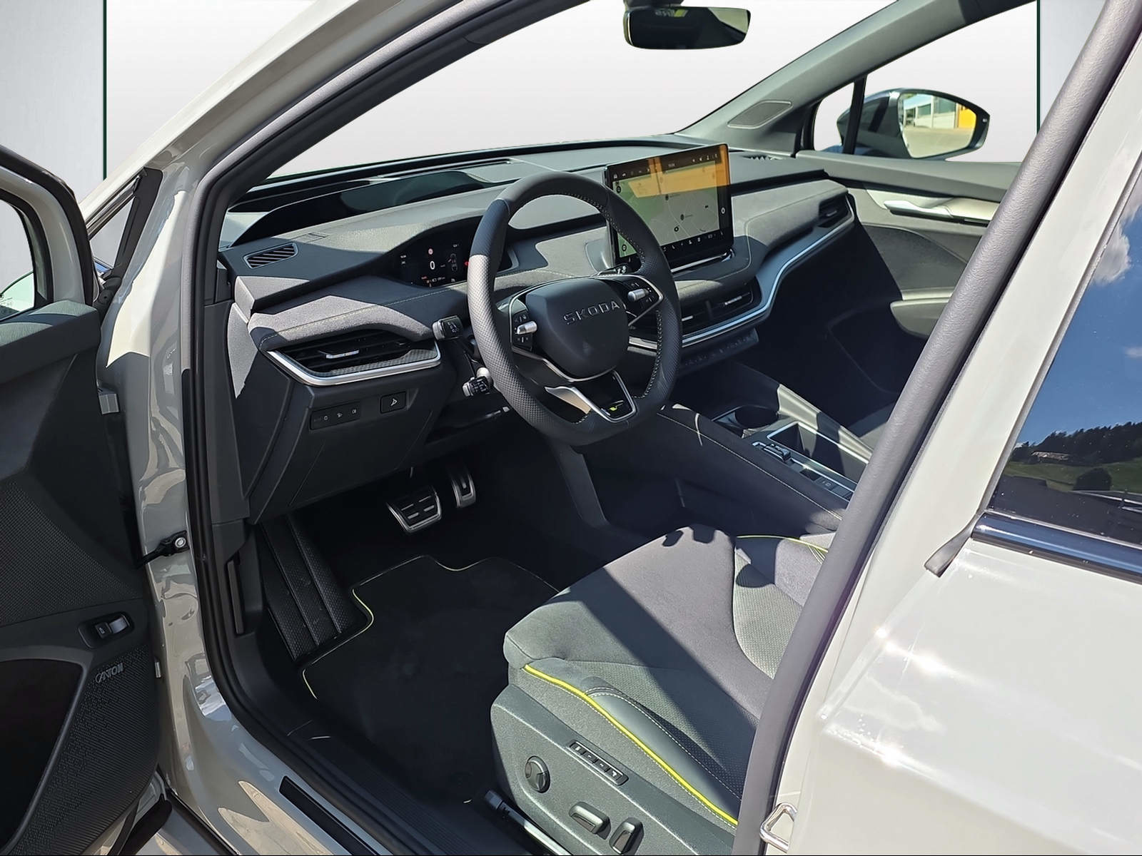 SKODA Enyaq RS 85x 4x4, Elektro, Neuwagen, Automatik - 6