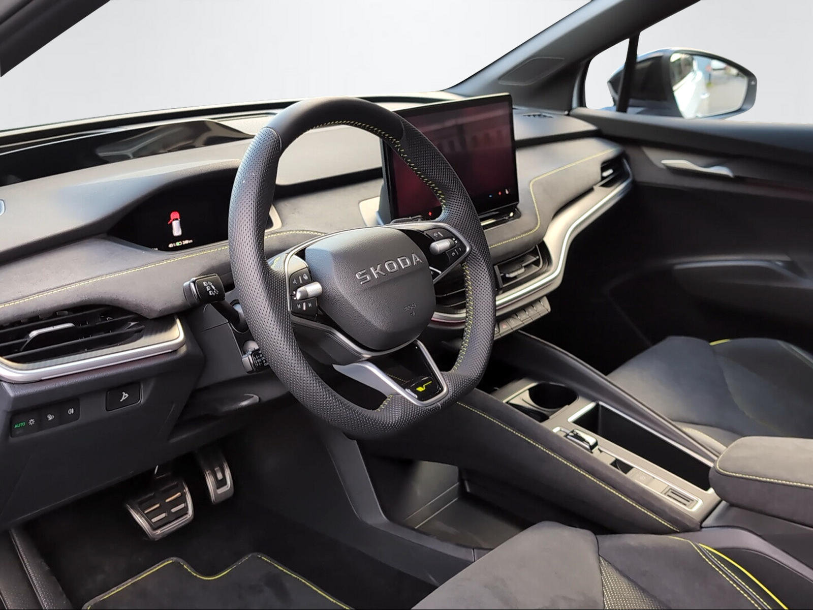SKODA Enyaq RS 4x4, Electric, New car, Automatic - 6